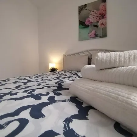 Rentenerife Tropical Banana - *