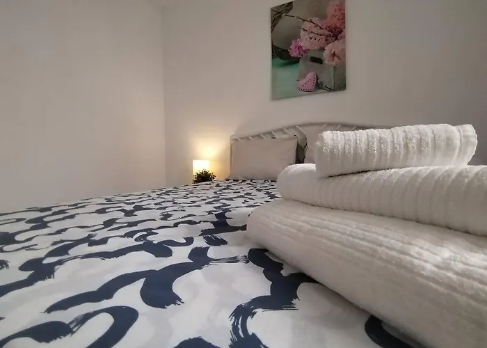 Rentenerife Tropical Banana - *